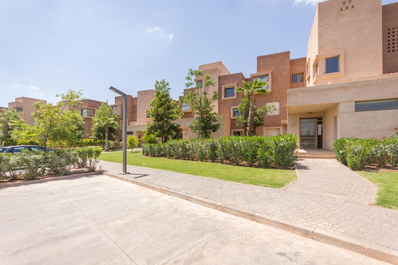 Lumineux Et Vue Degagee Sur Piscine A Prestigia Apartment Marrakesh Exterior photo